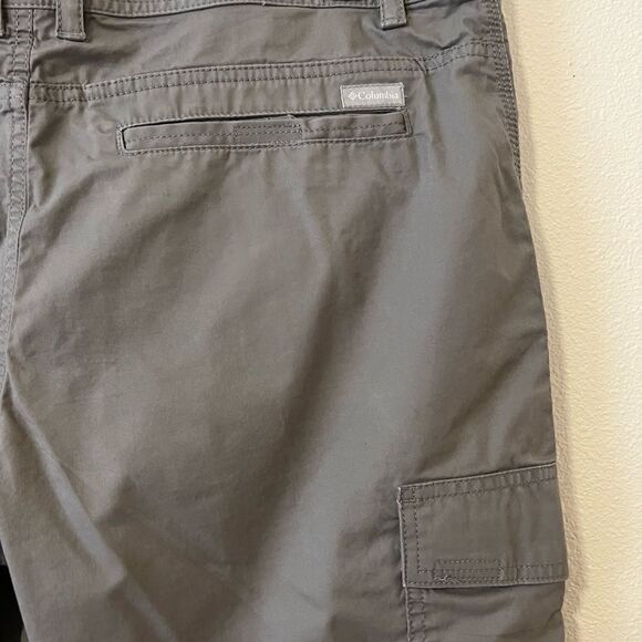 Columbia Mens Cargo Shorts Field Gear Omni-Shade  Nylon Elastic Waist Gray - Picture 5 of 7